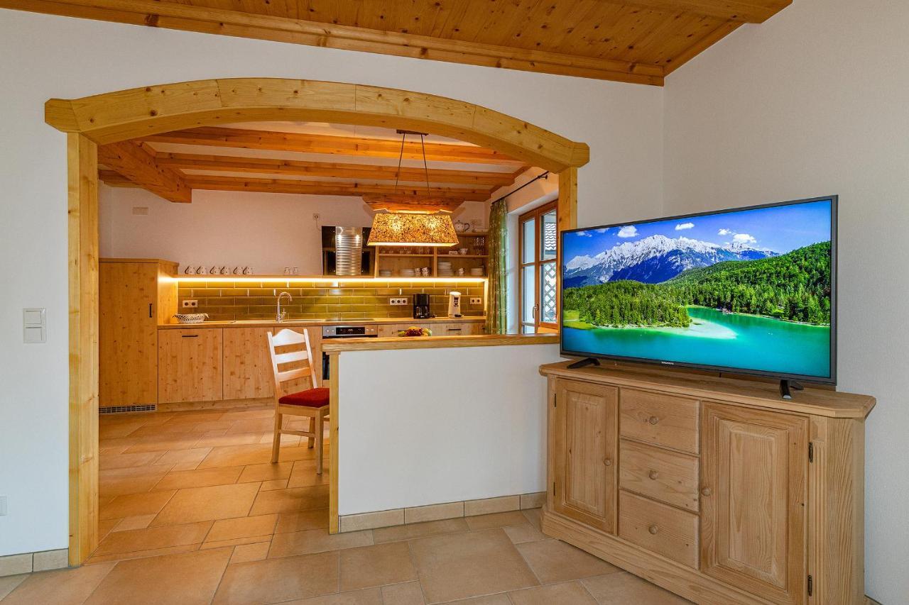 Ferienhaus Stoaroeserl Mittenwald Buitenkant foto